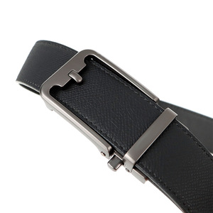 Cinturón de Cuero Vacuno de Doble Cara para Hombre, Estilo Casual y Formal, con Hebilla Giratoria de Aleación, Personalizable, de Alta Calidad y Ecológico, Venta al Por Mayor - Product Image 6