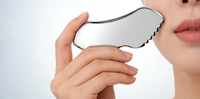 Outil facial Gua Sha en acier inoxydable de haute qualité, léger, personnalisable, facile à tenir, best-seller pour le bien-être quotidien