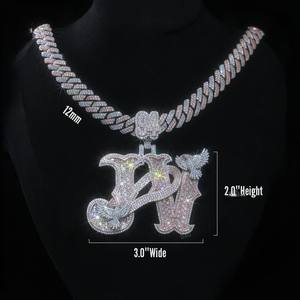 จี้และชาร์มโมอิสซาไนต์แบบกำหนดเอง ประดับเพชรเต็มตัวเรือนเงินแท้ 925 พร้อมตัวอักษรแบบกำหนดเอง ดีไซน์เฉพาะตัวเพื่อสไตล์ที่เป็นเอกลักษณ์ - Product Image 1