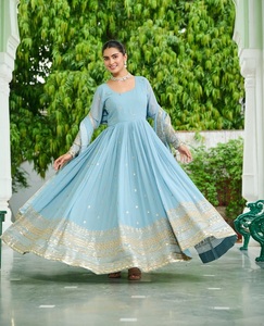 Salwar Kameez de style indien et pakistanais, prêt-à-porter, en faux georgette, collection pour mariage, broderie lourde, recyclé - Product Image 1