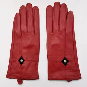 ถุงมือหนังฤดูหนาวคุณภาพพรีเมียม หน้าจอสัมผัสได้ บุขนด้านใน เป็นมิตรต่อสิ่งแวดล้อม ระบายอากาศได้ดี ราคาขายส่งสำหรับขายออนไลน์ - Product Image 1