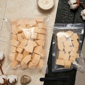 [K-ESSENTIALS] ชุดฟองน้ำแต่งหน้าแบบใช้แล้วทิ้ง สีเบจ พกพาสะดวก ใช้ได้หลากหลาย - Product Image 1