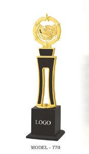 Trophée plaqué or avec motif de serrage de main pour les récompenses sportives et de jeux, avec base en bois noir, trophée d'entreprise - Product Image 4