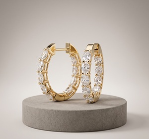 Pendientes de Aro con Diamantes de Corte Ovalado, Tipo Huggie con Engaste Compartido, Chapados en Oro de 18K y 14K, con Engaste de Bisel, para Uso Diario de Mujer - Product Image 1
