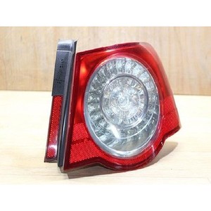 Feu arrière extérieur droit LED d'occasion OEM 3C5945096H pour Passat 2005-2010 - Product Image 2