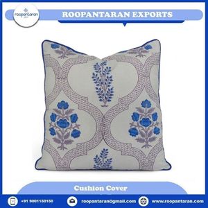 Funda de cojín cuadrada decorativa con estampado floral, 50x50 cm, ribete azul, estilo europeo, a precio económico. - Product Image 4
