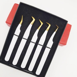 แหนบต่อขนตาปลายเพชรญี่ปุ่นสีขาวเคลือบพร้อมปลายทองทำด้วยมือสำหรับมืออาชีพ - Product Image 3