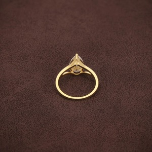 Nueva Colección Anillo de Compromiso con Diamante Corte Pera Creado en Laboratorio en Oro Amarillo de 14K, Anillo de Diamantes Fino para Mujer - Product Image 2