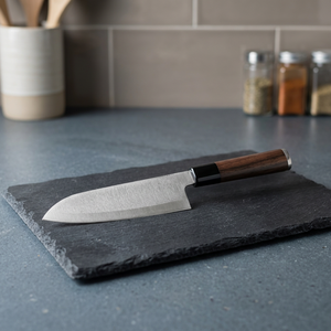 Couteau de chef japonais 8-9,9 pouces en acier inoxydable, forgé à la main, finition brossée, manche en résine, couteau de cuisine pour droitier - Product Image 5