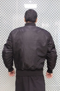Negro impermeable suelto vuelo hombres clásico al por mayor chaqueta de bombardero chaqueta de motociclista chaqueta de moto para hombres - Product Image 4