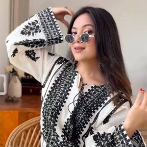 Magnifique ensemble Kurti Palazzo en soie rayonne Butti avec broderie point de chaînette, prêt-à-porter, tenue ethnique pour femmes - Product Image 2