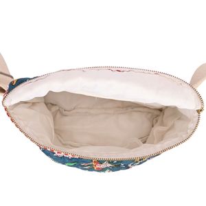 Sac bandoulière matelassé en coton imprimé à la main avec fermeture éclair, motif floral tendance, sac banane - Product Image 3