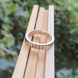 Bague côtelée originale en argent sterling 925, texturée de qualité supérieure, large, design cannelé pour l'éternité Art Deco-Ziegelstein - Product Image 5