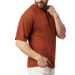 T-shirt homme rouge rouille col rond manches courtes coupe classique décontracté tricoté 100 % coton couleur unie tissu jersey - Product Image 5