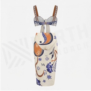 Ensemble de maillot de bain 2 pièces pour femme, imprimé floral, haut bandeau avec jupe, design torsadé, tissu extensible, imprimé numérique, vêtements de plage - Product Image 2