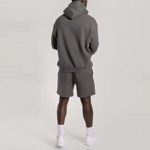 Conjunto de Pantalones Cortos y Chaqueta de Nailon de 2 Piezas Personalizado para Hombre, Traje Deportivo Cortavientos de Alta Calidad Sudadera con Capucha y Pantalones Cortos de Estilo Urbano OEM - Product Image 5