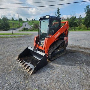 Chargeuse compacte sur chenilles Kubota SVL75-3 d'occasion à prix abordable avec caractéristiques clés : moteur, roulement, pompe, boîte de vitesses, PLC - Product Image 1