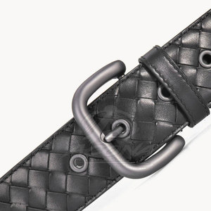 Ceinture en cuir de vachette avec boucle en acier, écologique et durable, design décontracté, finition lisse, ajustement confortable, personnalisable - Product Image 6