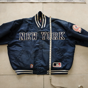 แจ็คเก็ตเบสบอลแบบมีโลโก้สั่งทำพิเศษสำหรับผู้ชาย แจ็คเก็ตซาตินทีมเบสบอลสำหรับผู้ชาย ราคาสุดคุ้มค่า แจ็คเก็ตบอมเบอร์สำหรับผู้ชายที่เป็นที่ต้องการอย่างมาก - Product Image 6