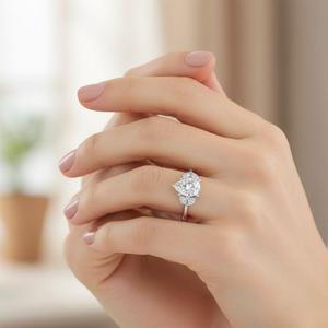Bague de fiançailles à trois pierres en moissanite taille poire pour femme, en argent sterling 925, bijoux de mariée raffinés, tendance, vente en gros - Product Image 4