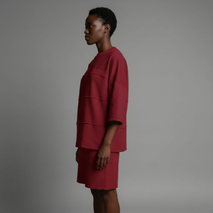 Ensemble court élégant pour femme, alliant un savoir-faire haut de gamme, un tissu respirant et un confort léger pour un style quotidien tendance. - Product Image 6