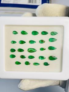 Par de Esmeraldas Naturales de Zambia, 11.90 CTS, Color Verde Premium, Excelente Brillo, Joyería Fina de Calidad, Certificadas por IGI - Product Image 1