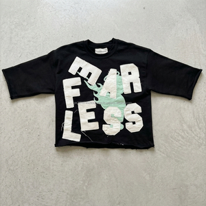FEARLESS ANGEL เสื้อยืดโอเวอร์ไซส์สีดำสำหรับผู้ชายพร้อมพิมพ์ตัวอักษรแบบแอพพลิเคชั่นสตรีทแวร์แขนสั้นคอกลมผ้าฝ้ายเจอร์ซีย์ - Product Image 4