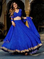 Lehenga Choli en Georgette Bleue, Tenue Indienne Imprimée, avec Dupatta Floral et Bordure Brodé, pour Mariage et Fêtes