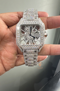 Montre en diamant moissanite de qualité supérieure, bijou de luxe avec une brillance et un éclat exceptionnels, disponible à la vente - Product Image 3
