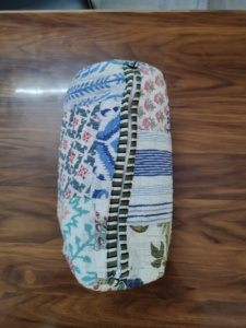 Corn husk clutch pouch Durable makeup pouch wholesale Soft portable cosmetic bag Lightweight puffer bag handle gift for her - Product Image 2