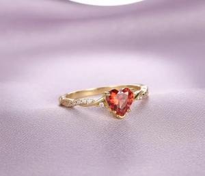 Anillo de Compromiso con Rubí en Forma de Corazón, Plata de Ley 925, Anillo de Promesa con Rubí Rojo Delicado para y Otras Joyas de Diamantes - Product Image 1