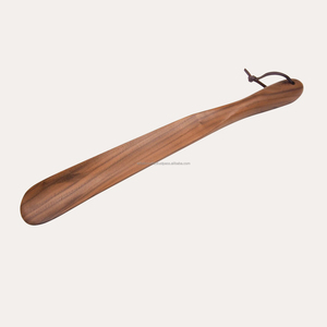 ฮอร์นรองเท้าไม้แบบเรียบง่ายงานทำมือพร้อมเม็ดไม้ธรรมชาติและขอบเรียบ - Product Image 1