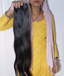 Extensions de cheveux humains vierges 100 % non traités, alignés aux cuticules, de type Remy, origine Cambodgie, noirs bruts, lisses, en gros - Product Image 1