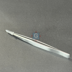 Pince à épiler professionnelle à pointe droite en acier inoxydable, outil de précision pour le soin des sourcils - Product Image 4