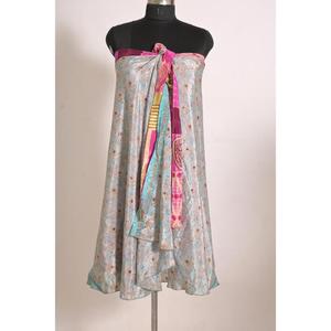 Falda Maxi Cruzada de Seda con Estampado Floral Vintage para Mujer, Hecha a Mano - Product Image 4