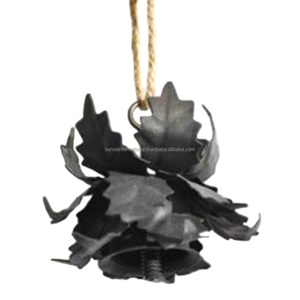 Artículo decorativo colgante de hierro con revestimiento de polvo negro terminado para decoración del hogar y otra decoración navideña - Product Image 1