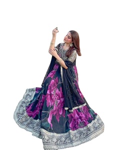Moti & Sequence Work Color NEGRO Bride Maid Estilo Bollywood Nuevo diseñador Impreso Anarkali Vestido con Dupatta Set - Product Image 1