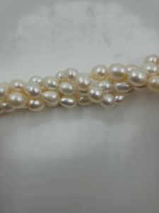 Perlas de Arroz Naturales de Agua Dulce, Perlas Sueltas Ovaladas Sujni Moti Blancas Genuinas para la Fabricación de Joyas al por Mayor - Product Image 5