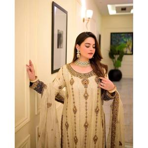 ชุดเสื้อและกางเกงผ้าชีฟองแขนสามส่วนสวยงาม พร้อมผ้าคลุมไหล่ สำหรับงานปาร์ตี้ฤดูใบไม้ผลิ/ฤดูร้อน - Product Image 3