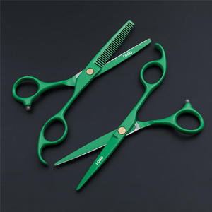 Ciseaux de barbier professionnels en acier inoxydable 4Cr13 de 8,25 pouces avec logo personnalisé, pour droitiers, outils de coiffure et de stylisation, céramique - Product Image 4