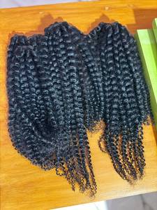 Extensions de cheveux naturels noirs vierges, bouclés style bébé, double trame, cheveux Remy vietnamiens, sans colle, densité 100% - Product Image 4