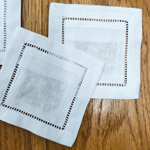 Custom Machine-Embroidered Eco-Friendly Linen Durable Reusable Square 15x15cm Cocktail Napkins for B2B & Hospitality - Product Image 5