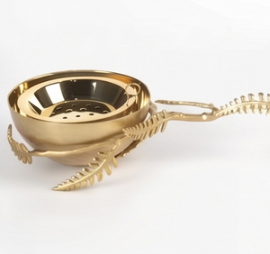 Elegante tazón decorativo dorado con diseño de hojas y ramas, metal pulido, hecho a mano, vajilla glamorosa para regalo, decoración de lujo para el hogar. - Product Image 6