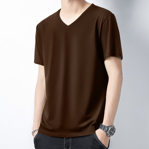 T-shirt homme col V en coton respirant, coupe slim et polyvalente, couleur unie, broderie personnalisée avec logo OEM. - Product Image 4