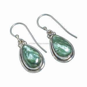 925 boucles d'oreilles en argent Sterling massif haute qualité forme de poire à la main pierre précieuse séraphinite avec naturel - Product Image 2