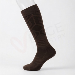 <b>Men's</b> <b>Knee</b> <b>High</b> <b>Socks</b> Geometric Pattern Knitted Breathable Spandex Polyester Autumn Sports Wear Regular Style - Product Image 3