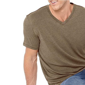 เสื้อยืดผ้าฝ้ายแท้ 100% แบบเรียบ สำหรับผู้ชาย 200gsm ป้ายยี่ห้อสั่งทำได้ เส้นด้ายปรับแต่งได้ - Product Image 4