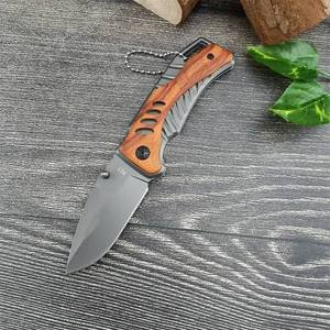 Cuchillo EDC para Deportes al Aire Libre con Mango de Madera, Hoja de Acero de Damasco con Punta Clip y Perilla para el Pulgar, 7 Pulgadas, Garantía de 3 Años - Product Image 5