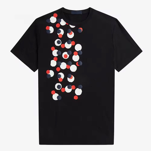 เสื้อยืดแขนสั้นสีดำสำหรับผู้ชาย ลายจุดสีแดง ขาว น้ำเงิน คอกลม ทรงปกติ สวมใส่สบาย ผ้าฝ้าย 100% พิมพ์ลายสกรีน - Product Image 1