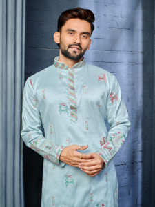 Ensemble Kurta pour homme, bleu clair, col mandarin brodé, longueur genou, tenue ethnique traditionnelle - Product Image 2